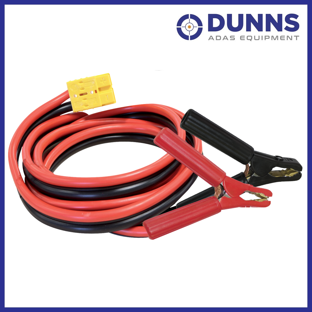GYS GYSFLASH 100.12 supplied battery cables with red and black crocodile clamps and yellow quick-connect connector